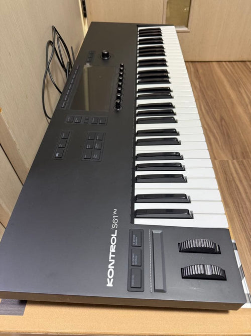 Midi Keyboard Pad Native Instruments Kontrol S61 Mk3