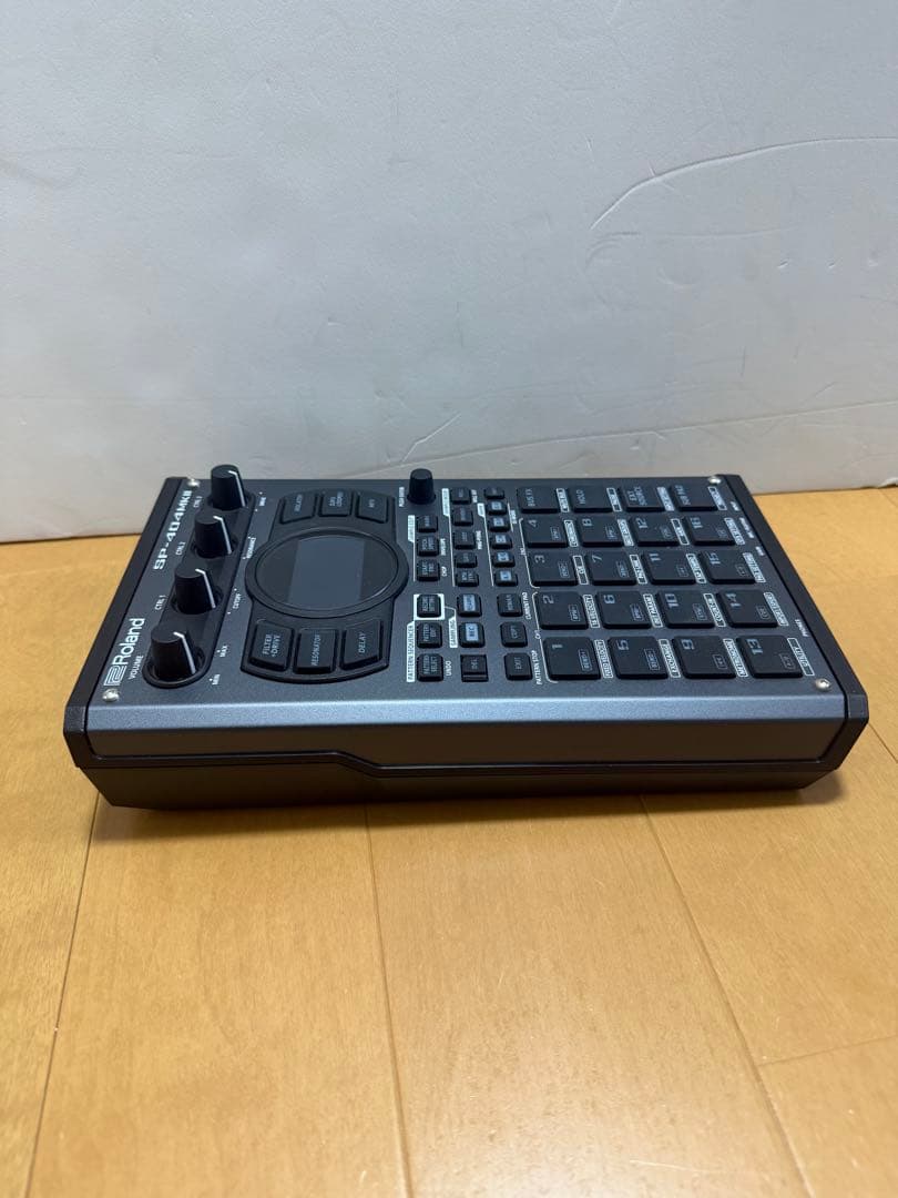 Roland Samplers Sp404 Mk2 Mkii Sd 64Gb