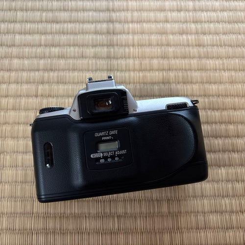 Nikon Slr Camera (Film) U 1