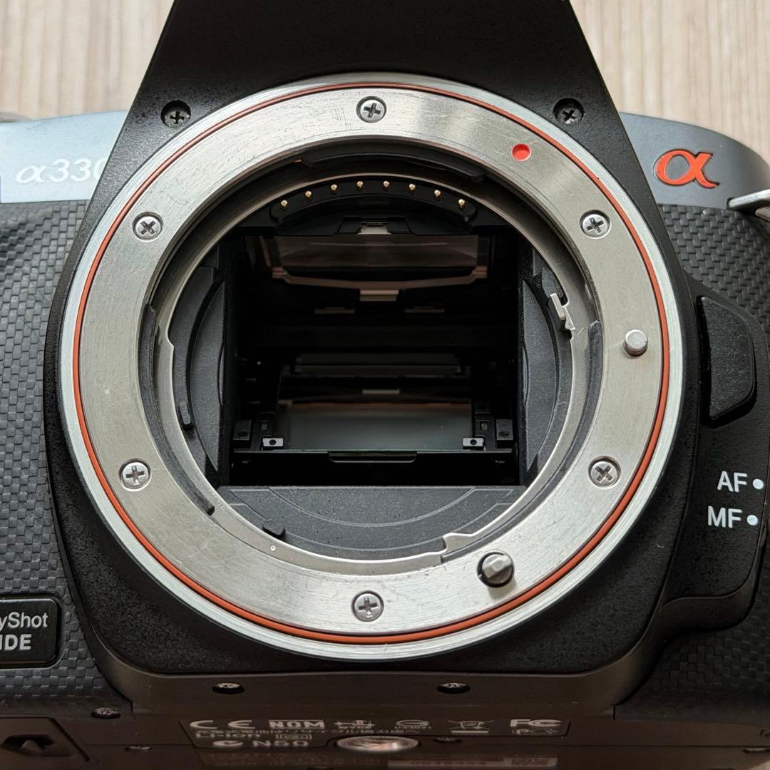Sony Digital Slrs 330 2