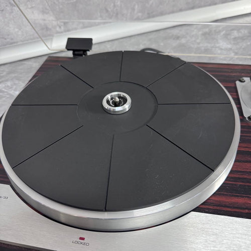 Record Players (Turntables) Yamaha Yp-D71