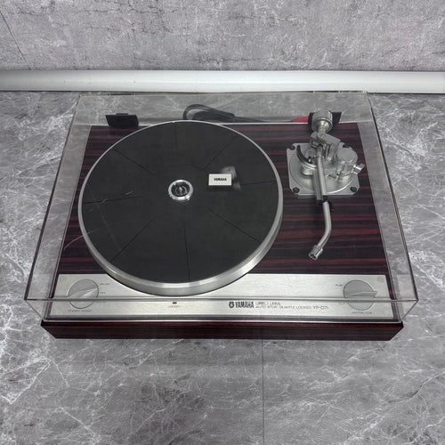 Record Players (Turntables) Yamaha Yp-D71