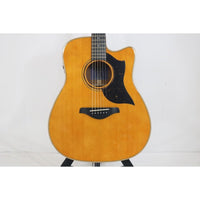 Yamaha Acoustic Guitar