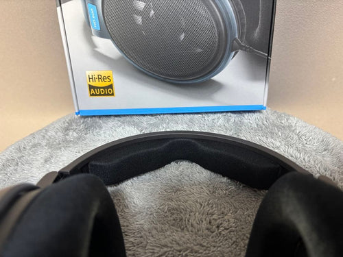 Sennheiser Wired Headphones Hd 600