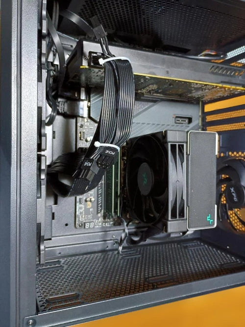 Gaming Desktop /850W Pc 11 I5