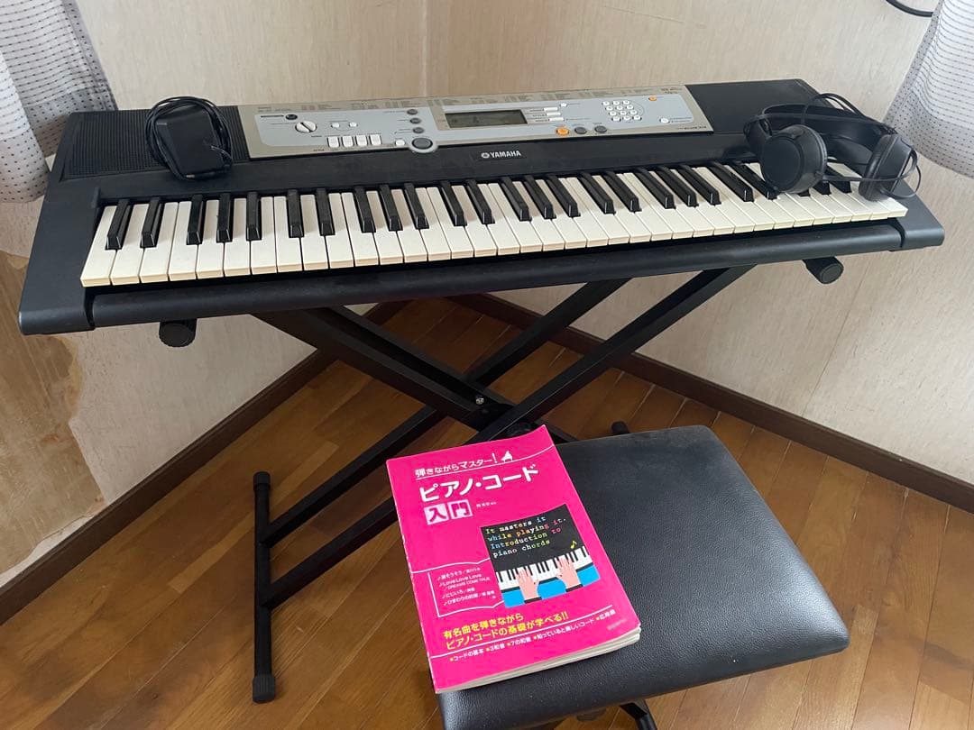 Keyboards Digital Pianos Yamaha Psr E203