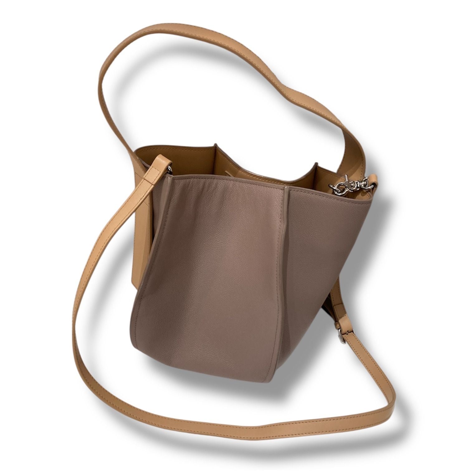The Dilettante Shoulder Bag 2Way 26,400 No. 107T