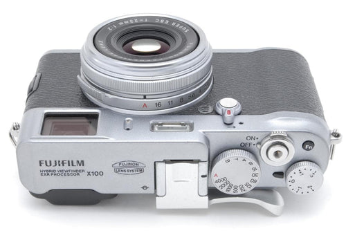 Fujifilm Compact Digital Camera X100 #384