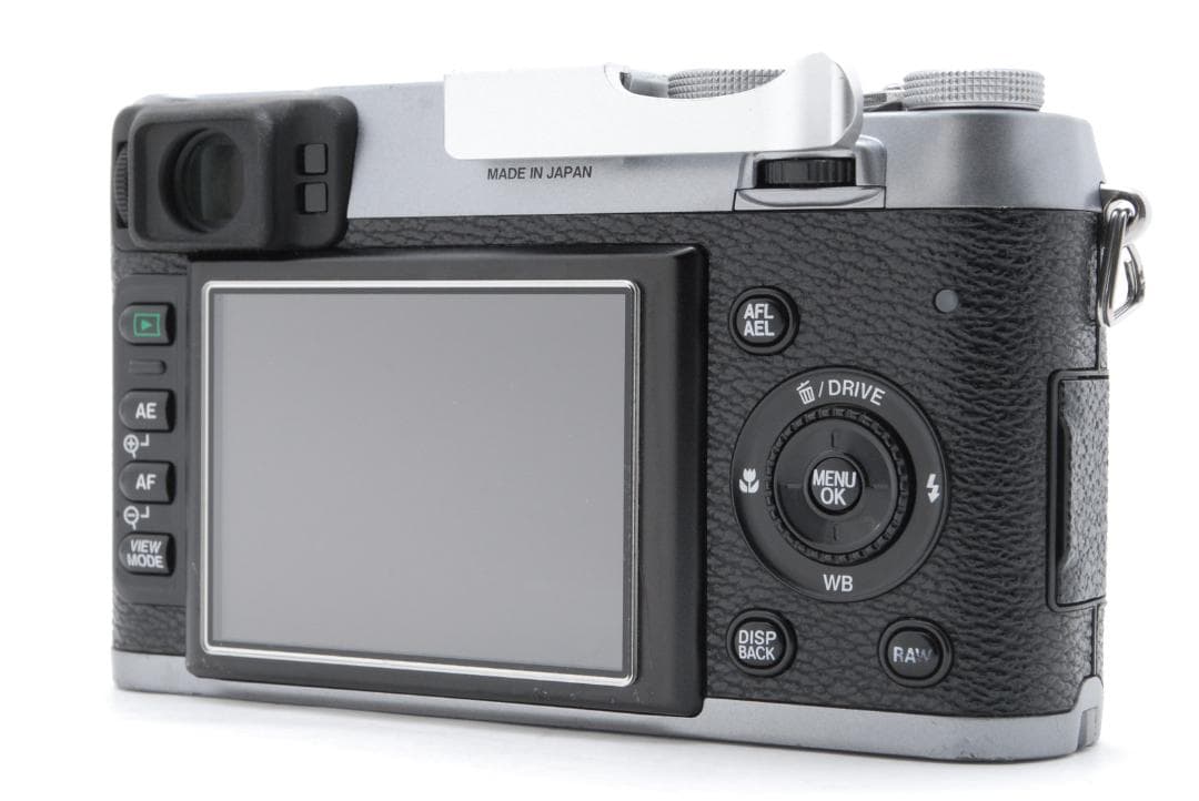 Fujifilm Compact Digital Camera X100 #384