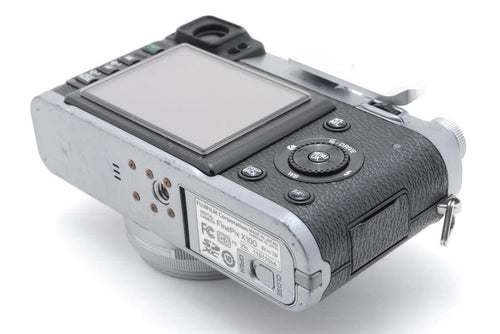 Fujifilm Compact Digital Camera X100 #384