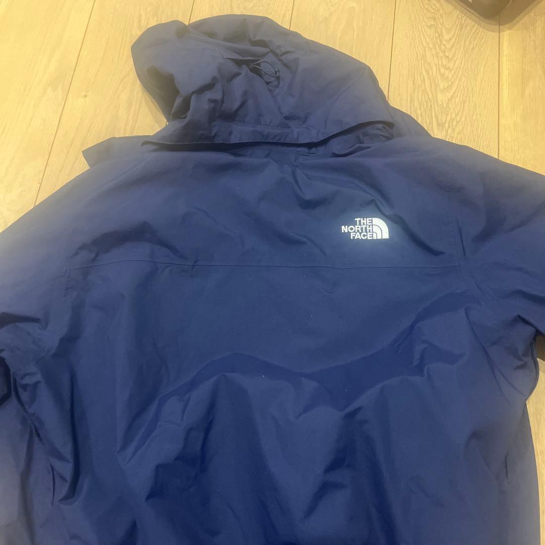 The North Face Mountain Parkas L