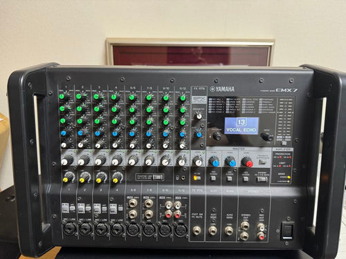 Powered Mixers Yamaha Emx7