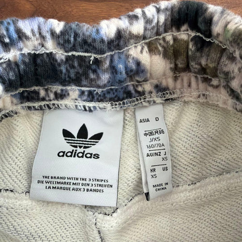 Adidas Shorts Bermuda Xs