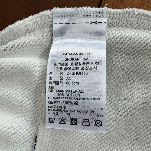 Adidas Shorts Bermuda Xs