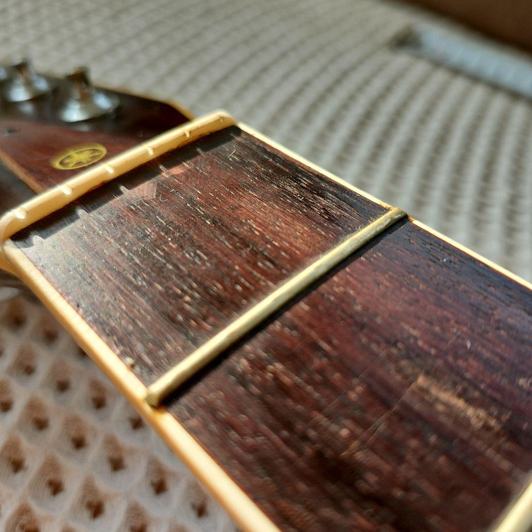 Yamaha Acoustic Guitar