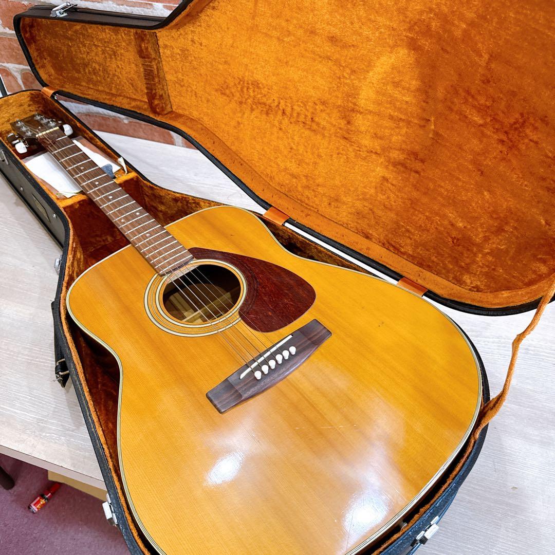 Yamaha Acoustic Guitar Fg-210