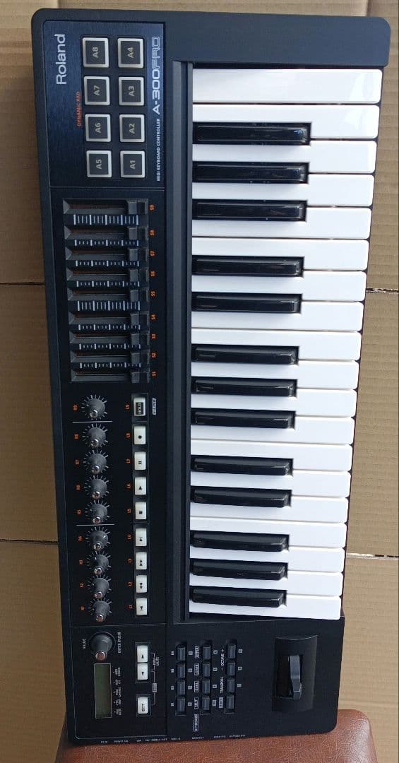 Roland Midi Keyboard Pad A-300Pro