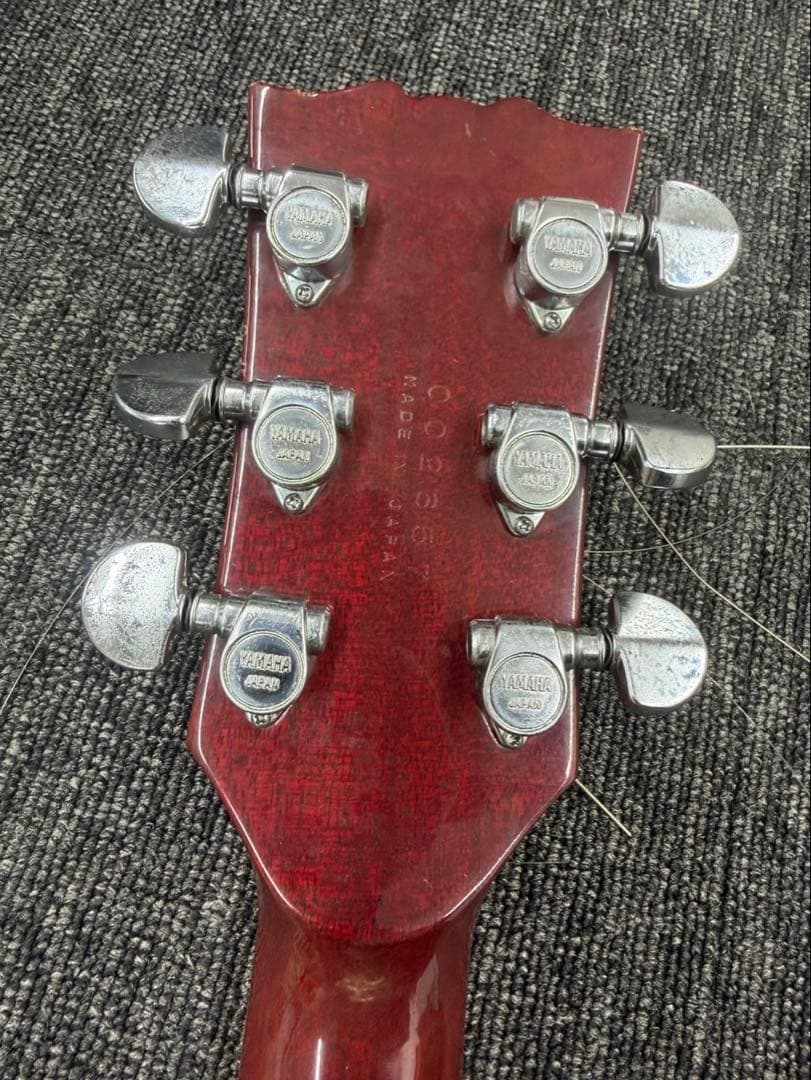 Electric Guitar Yamaha Sg700