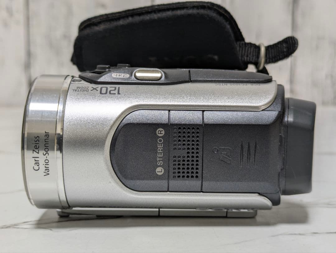 Sony Video Camera Body Dcr-Pc1000 Minidv