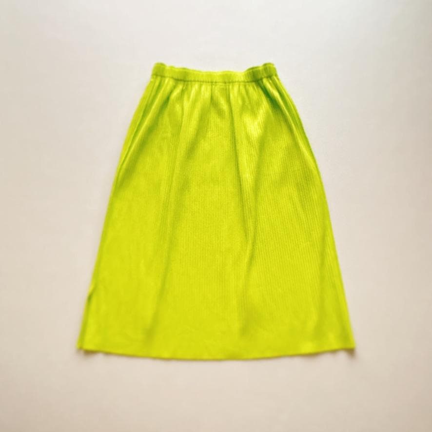 Me By Issey Miyake Tight Skirts D423