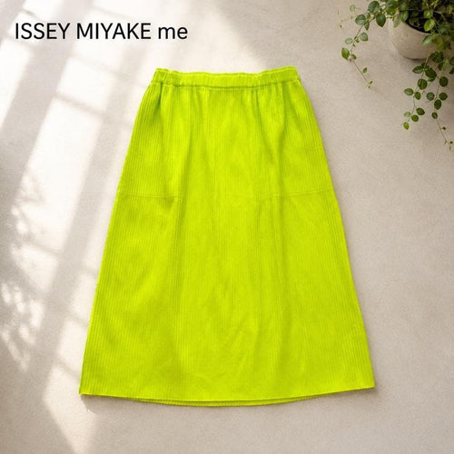 Me By Issey Miyake Tight Skirts D423
