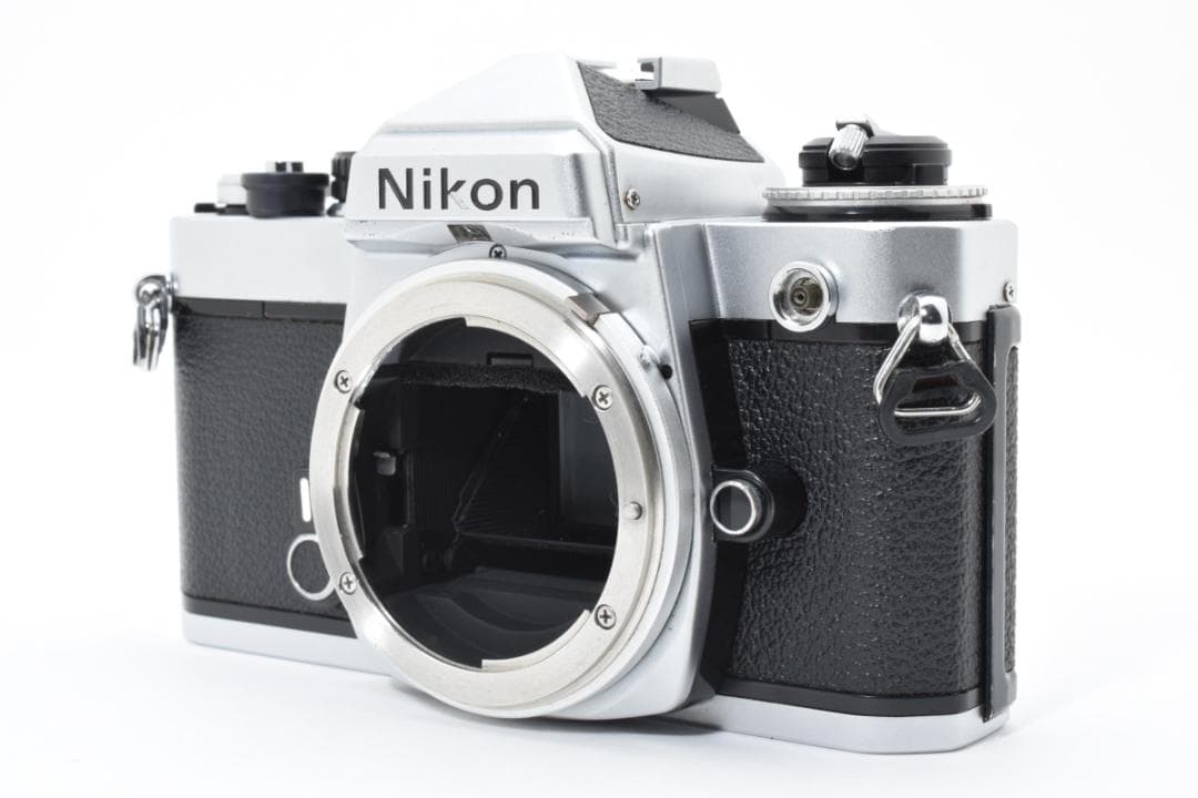 Nikon Slr Cameras (Film) Fe H227