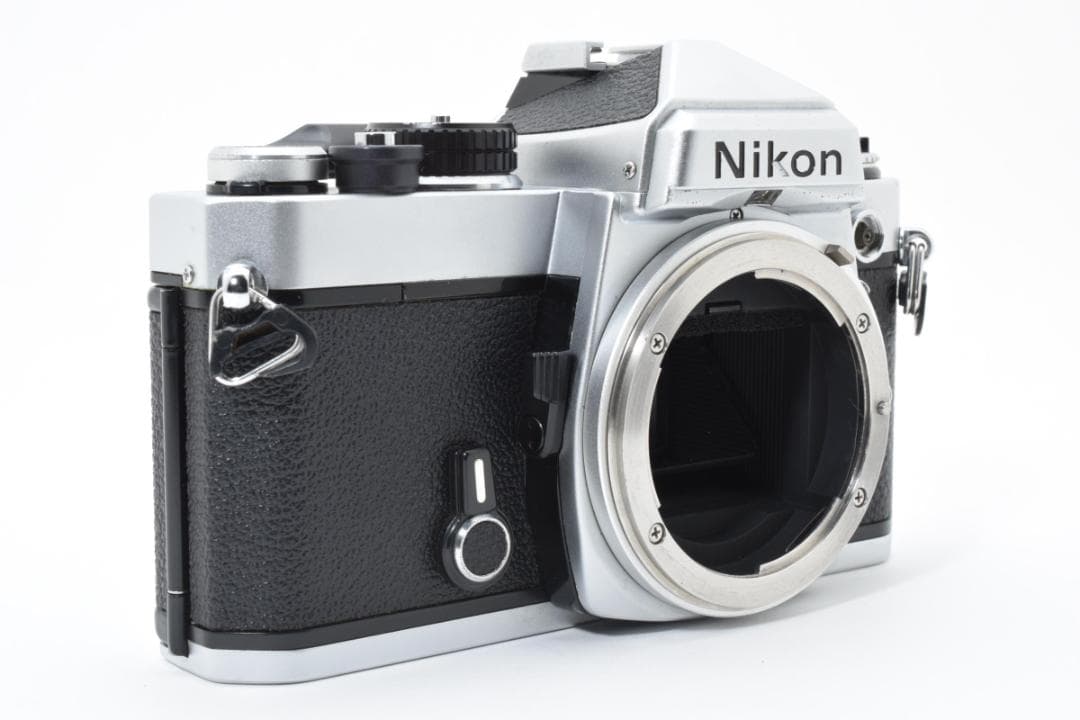 Nikon Slr Cameras (Film) Fe H227