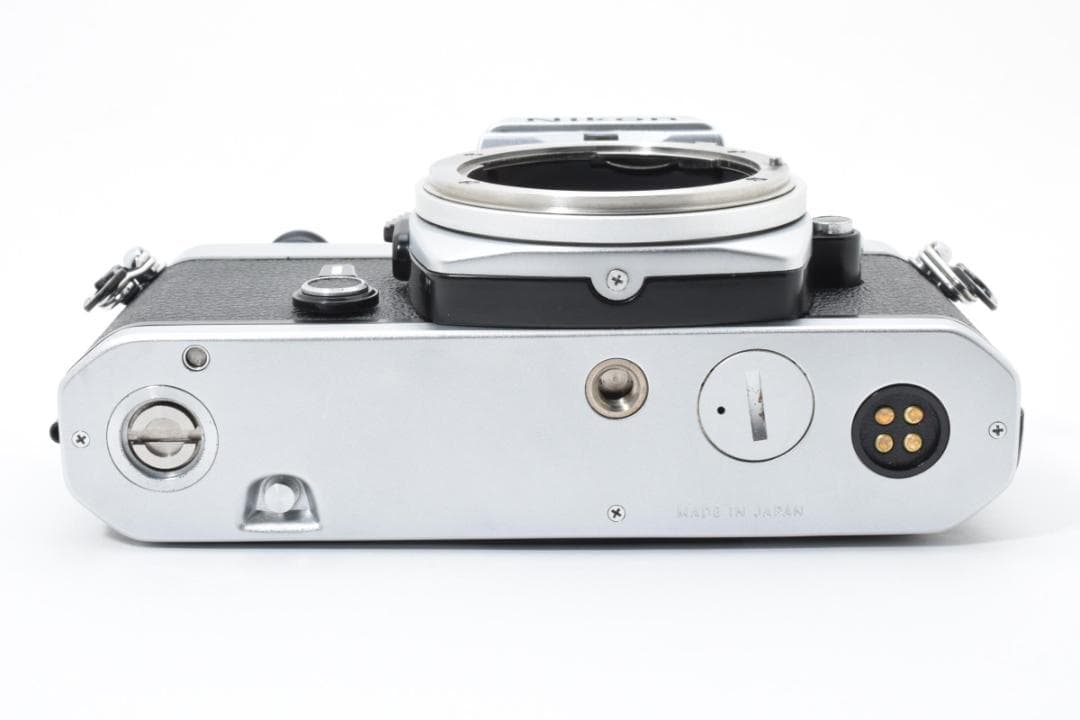 Nikon Slr Cameras (Film) Fe H227