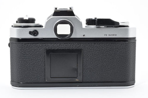 Nikon Slr Cameras (Film) Fe H227