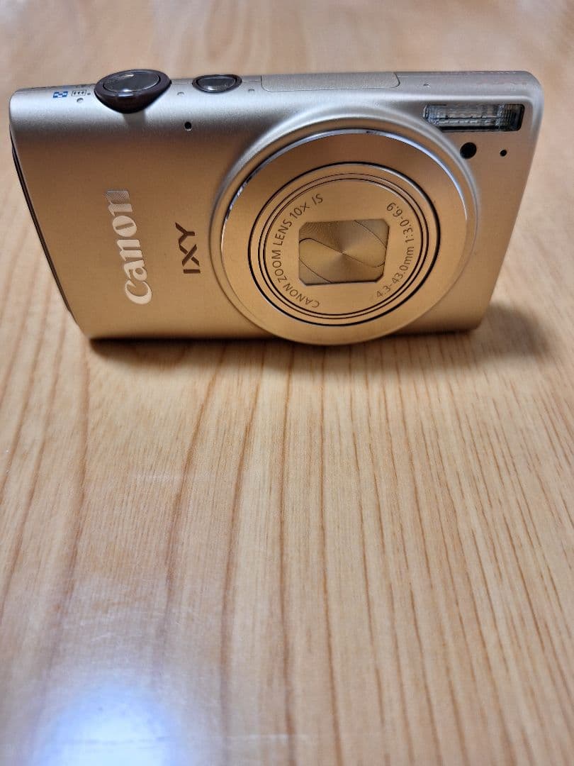 Canon Compact Digital Camera Ixy 610F