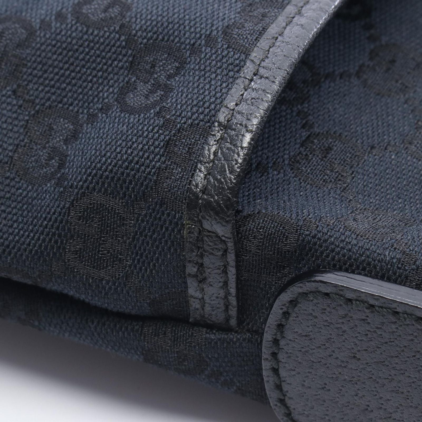 Gucci Shoulder Bag Gg
