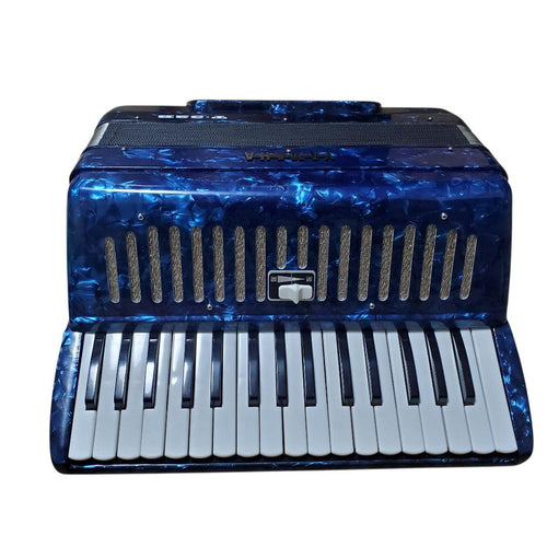 Yamaha Accordion T-32B