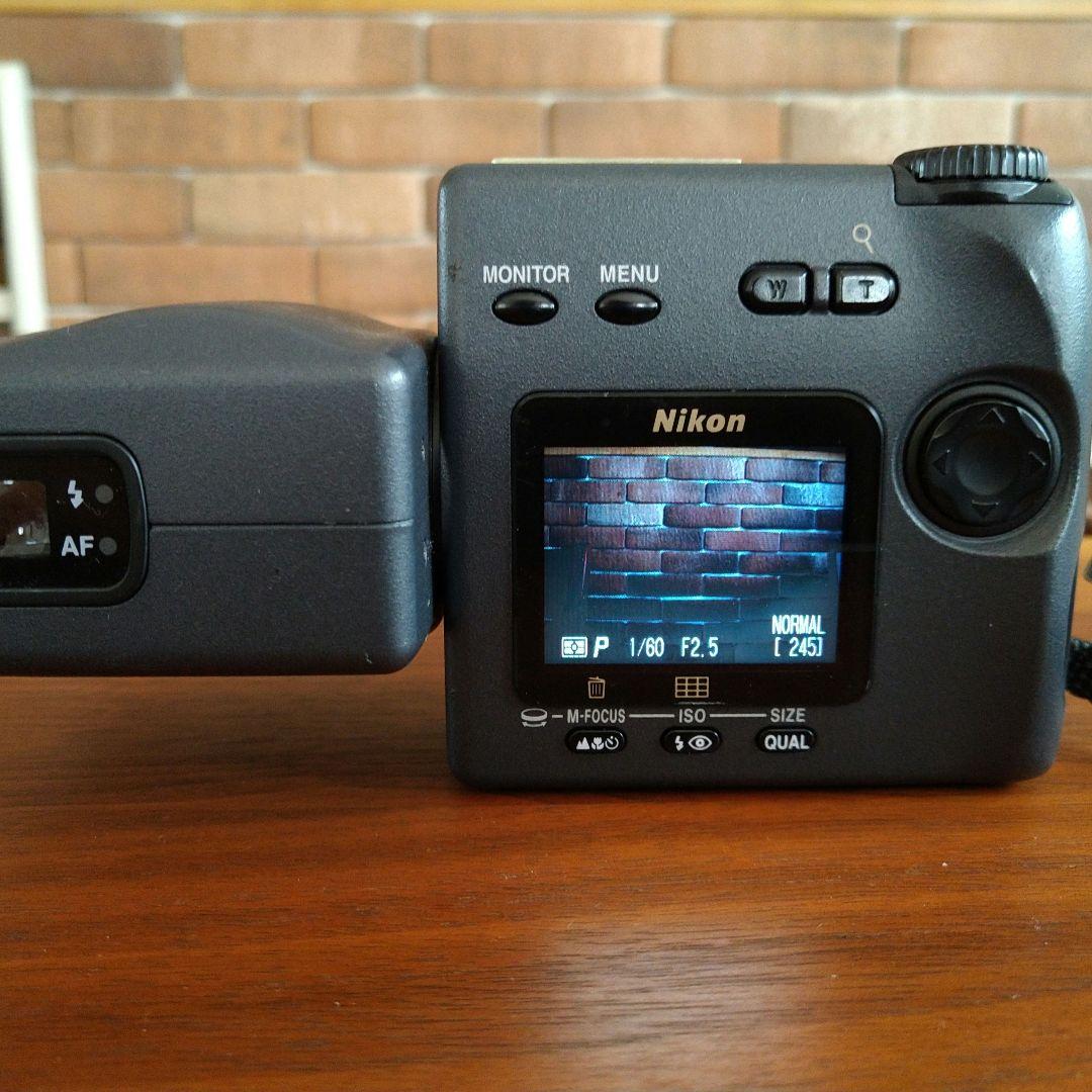 Nikon Instant Film Coolpix 990