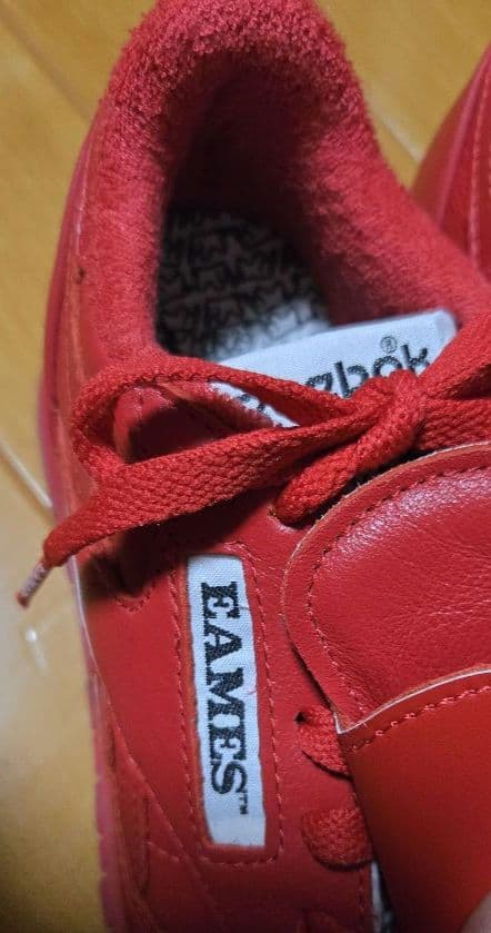 Reebok Sneakers