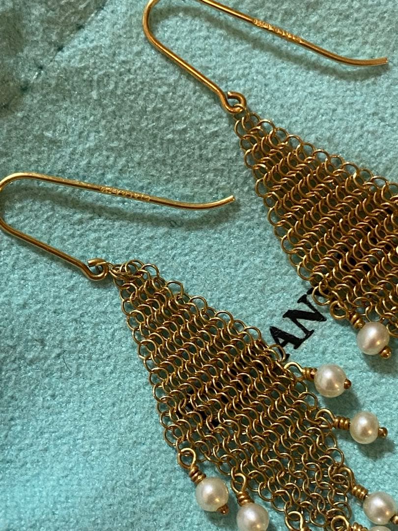 Tiffany Earrings (Pairs) 18K