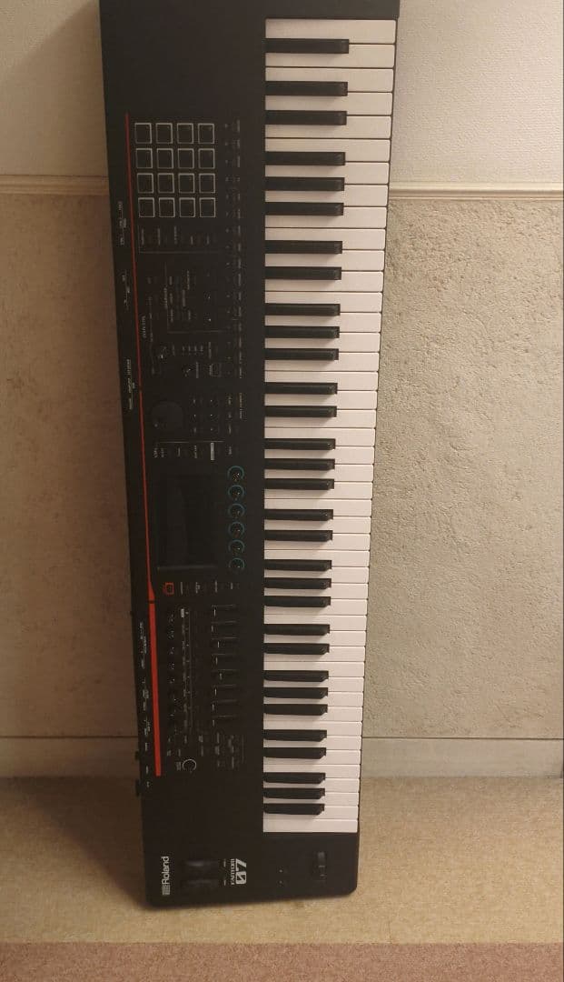 Roland Keyboards Digital Pianos Fantom-07
