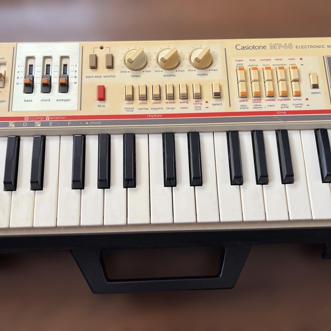 Casio Analog Synthesizer Mt-40 Mt-65