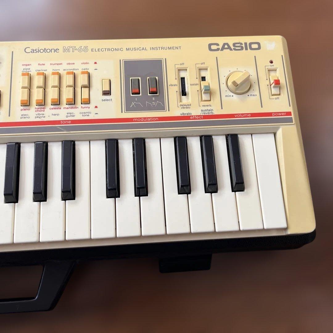 Casio Analog Synthesizer Mt-40 Mt-65