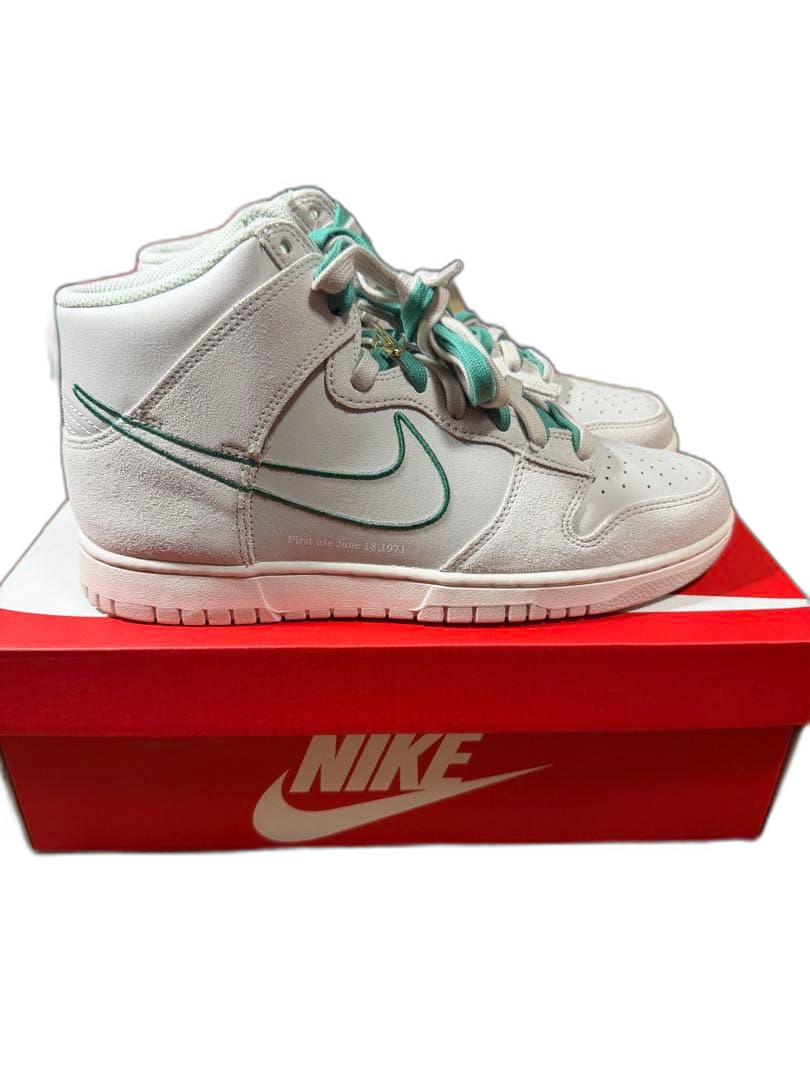 Nike Sneakers Dunk High Se First Use