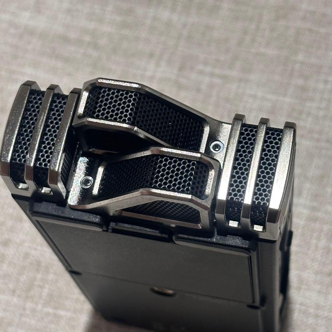 Roland Other R-26