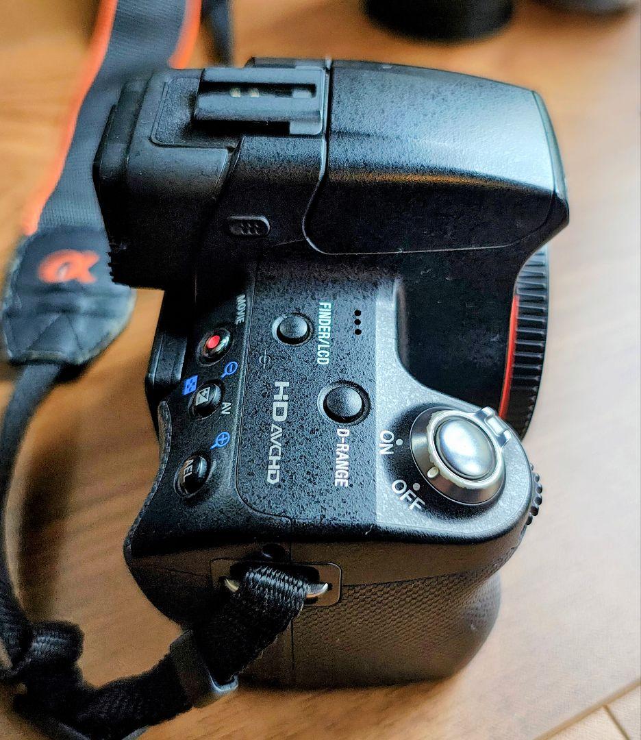 Sony Mirrorless Interchangeable Lens Cameras 33