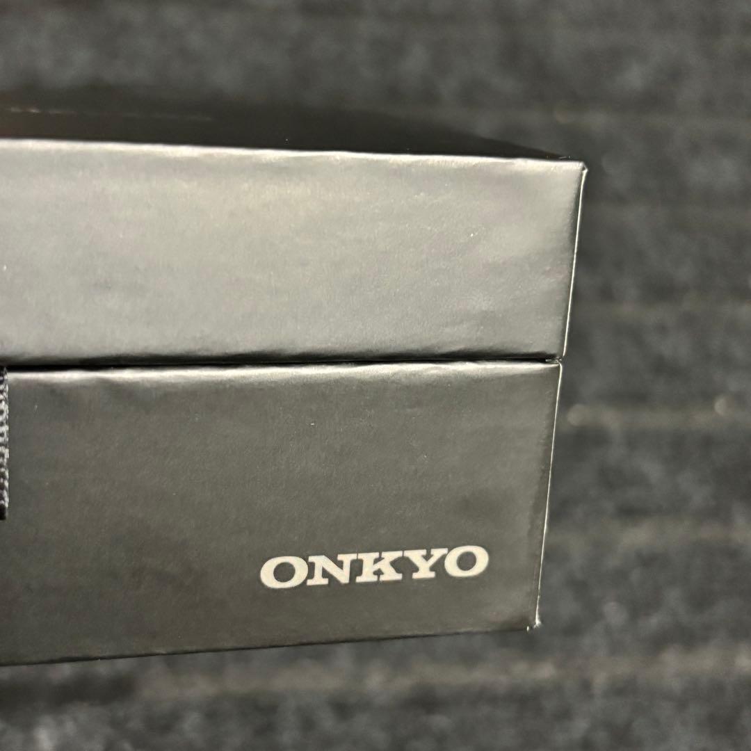 Samantha Thavasa Wireless Earphone Onkyo