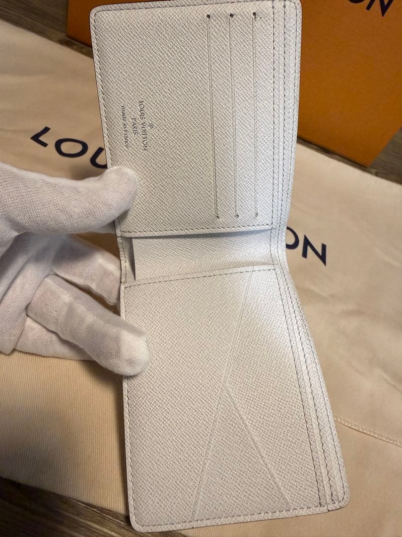 Louis Vuitton Bifold Wallets