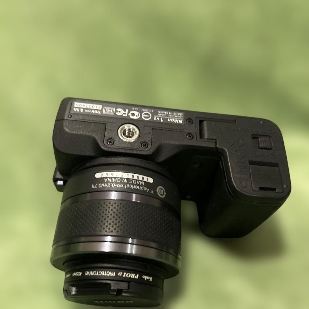 Mirrorless Interchangeable Lens Cameras Nikon 1 V2 Nikkor Vr 10-30Mm