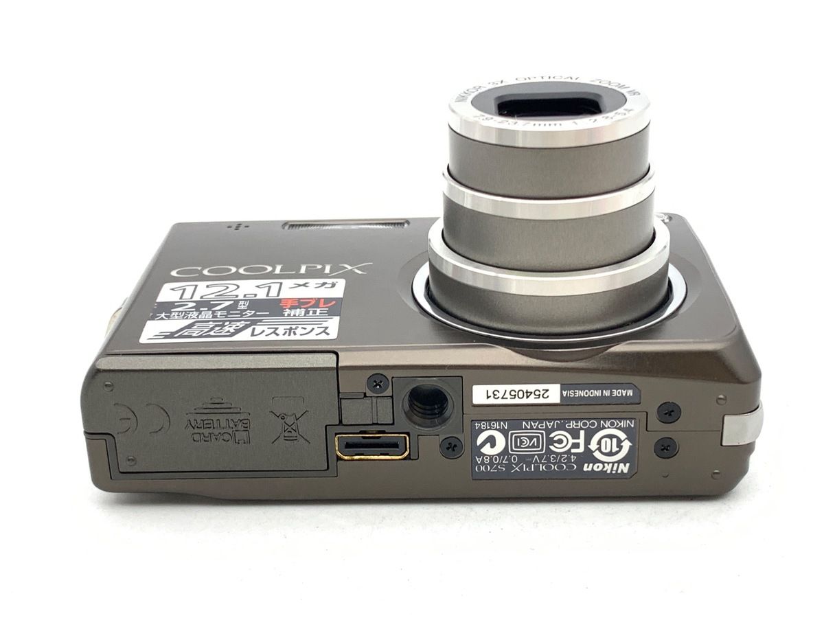 Compact Digital Camera Coolpix S700