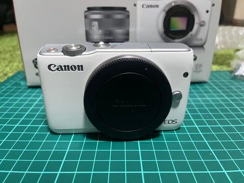 Canon Mirrorless Interchangeable Lens Cameras Eos M10
