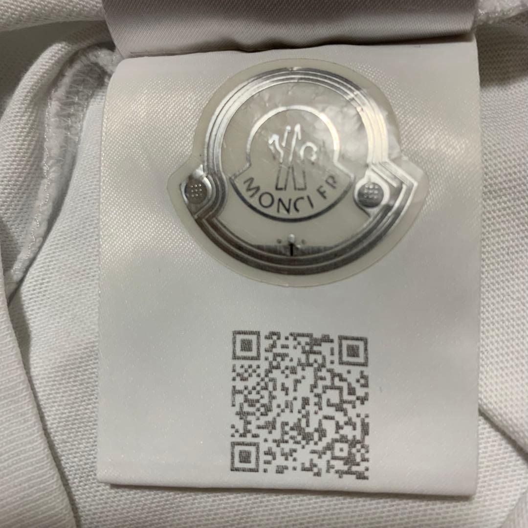 Moncler T -Shirt 4S407