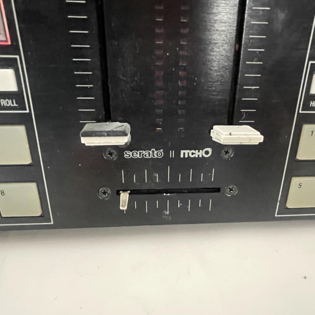 Dj Controllers Novation Twitch