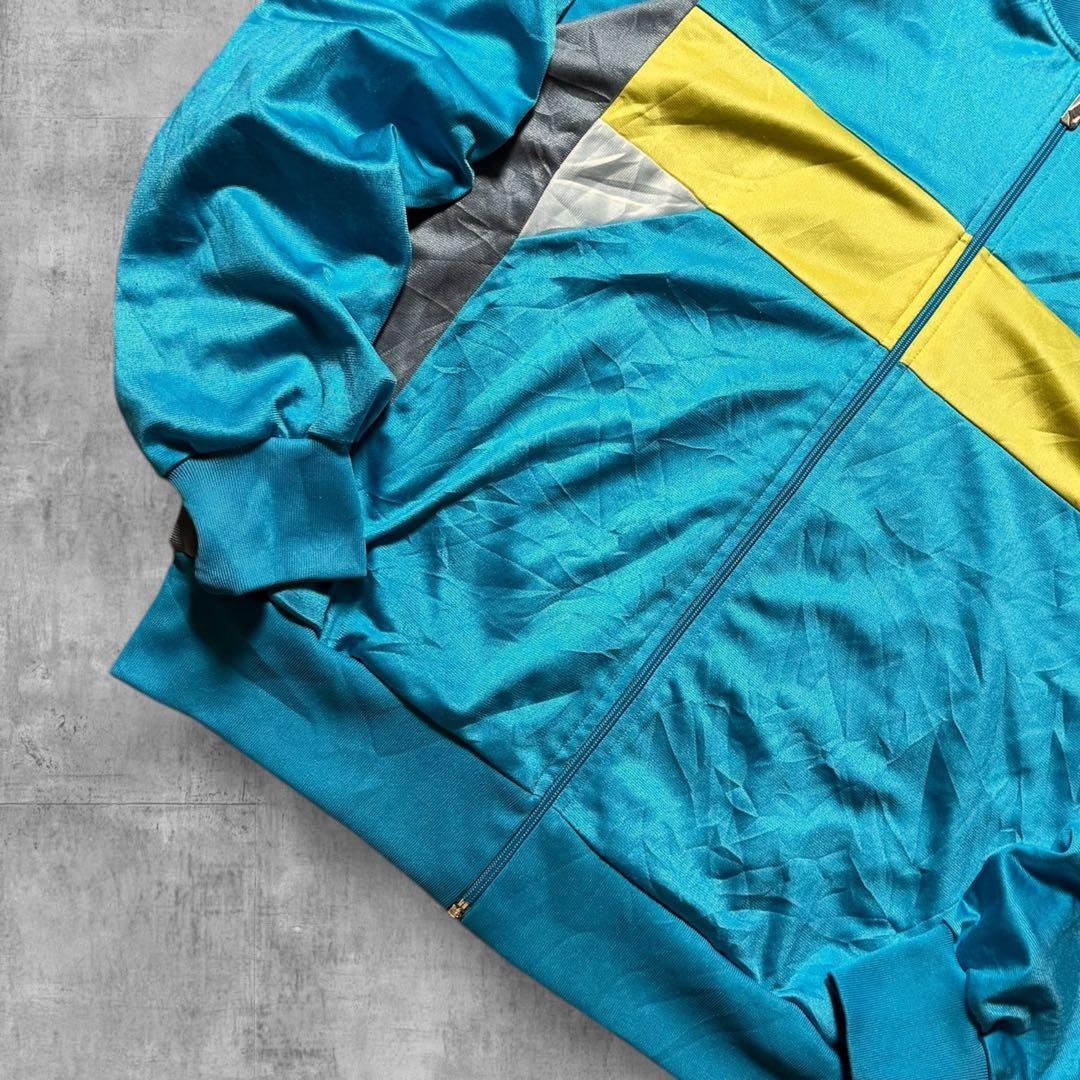 Nike Tracksuits, Pullovers Jerseys 2740 80 L
