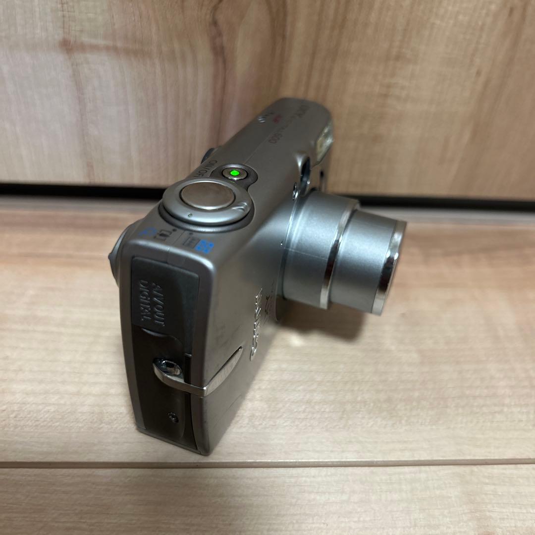 Canon Compact Digital Camera Ixy 600 Pc1114